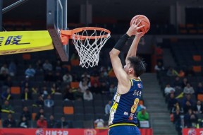 爱游戏官方版今晨广东宏远备战法甲，篮板制胜细节曝光，信心回归，轮换策略成焦点的简单介绍