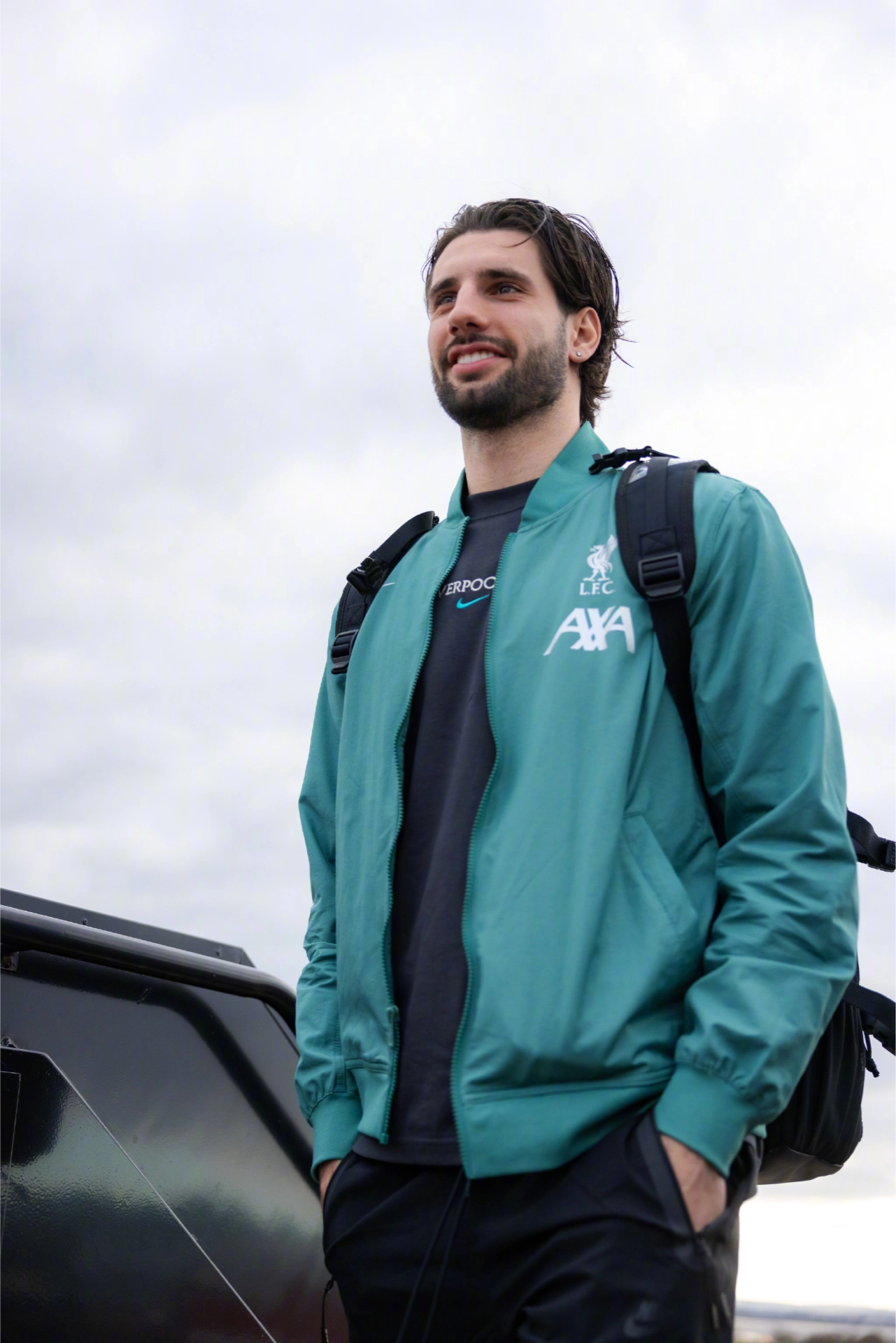 赛前突围战来临，利物浦围绕社区盾完成体检，更衣室稳定，身体对抗强度拉满的简单介绍